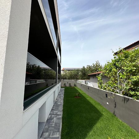Monachus Apartments Vir Εξωτερικό φωτογραφία