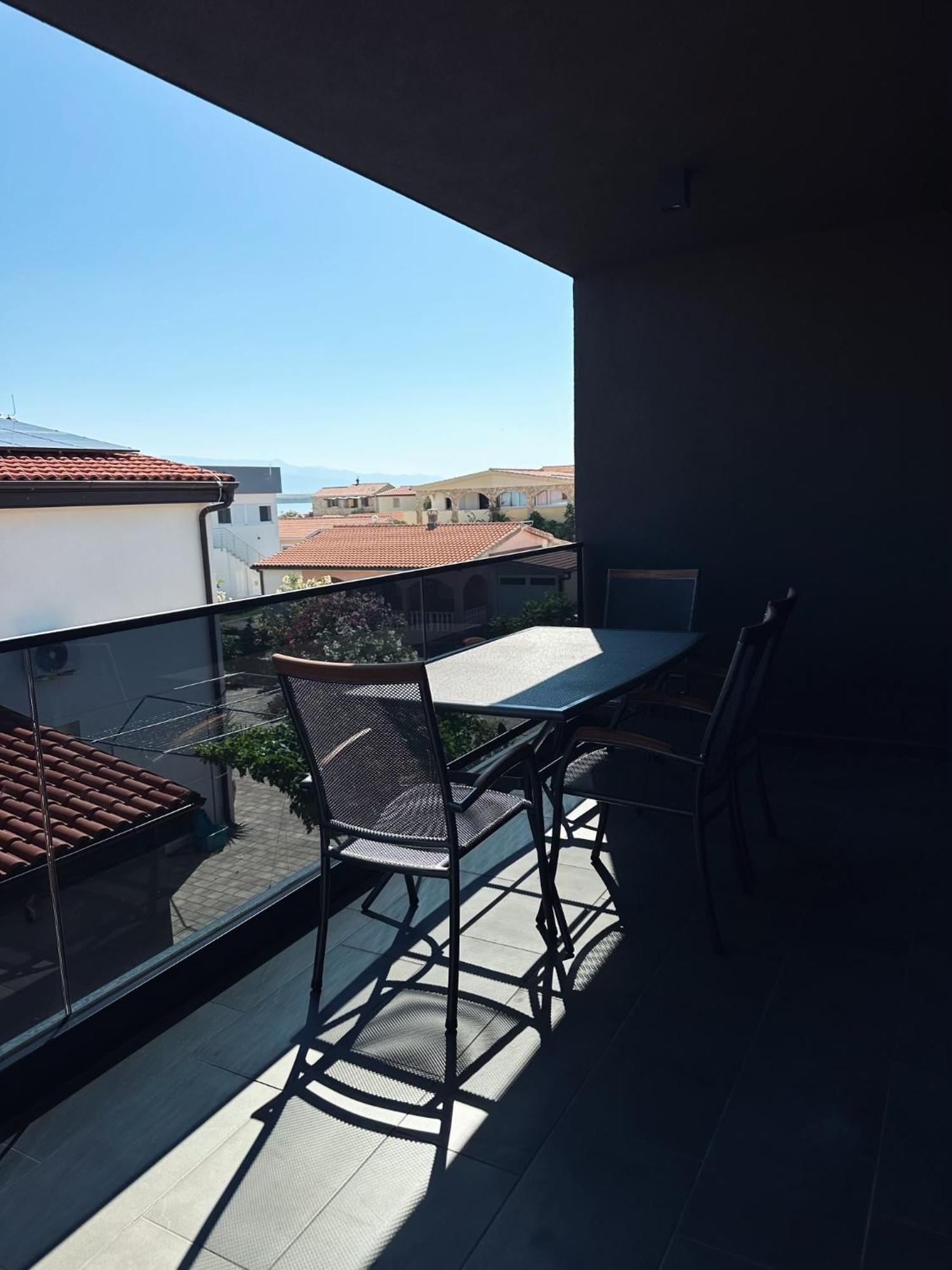 Monachus Apartments Vir Εξωτερικό φωτογραφία